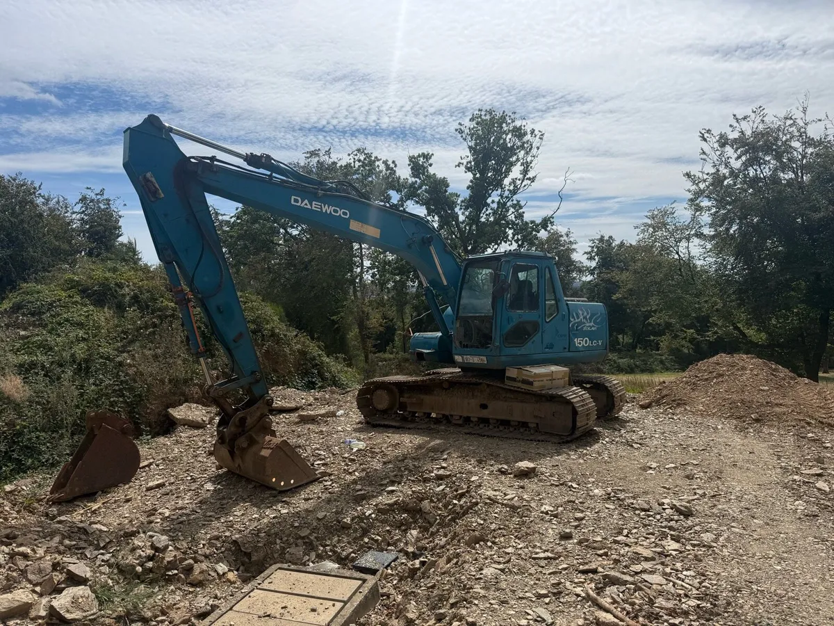 Daewoo excavator - Image 2