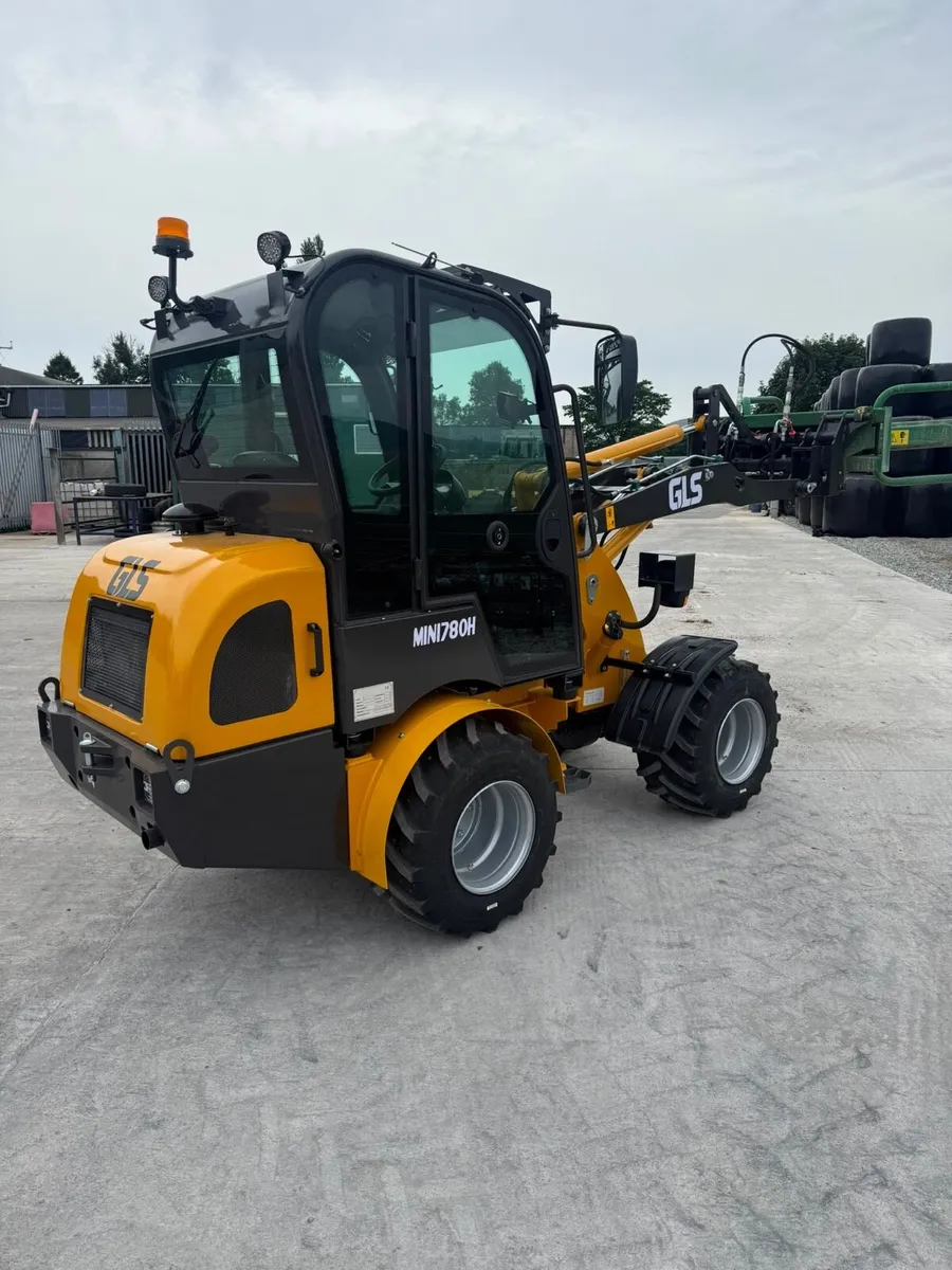 GLS wheeled loader - Image 3