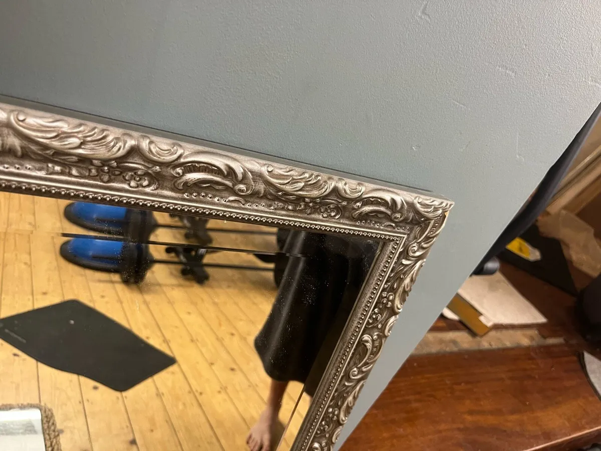 Living room silver coated wood mirror - Image 3