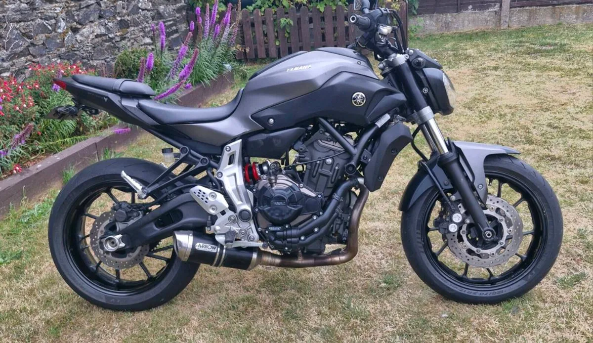 YAMAHA MT07 2015 - Image 1