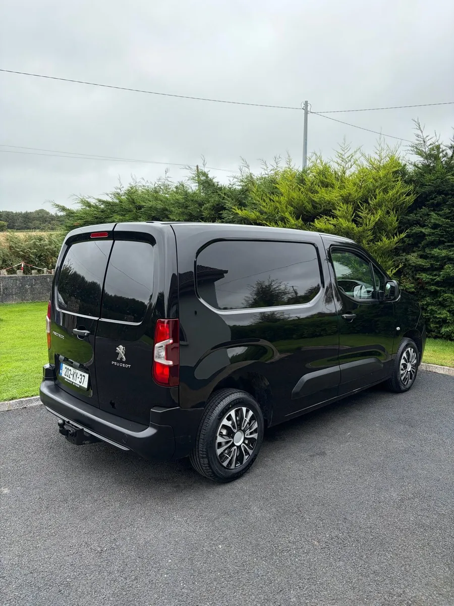 202 Peugoet Partner - Mint condition - Image 3