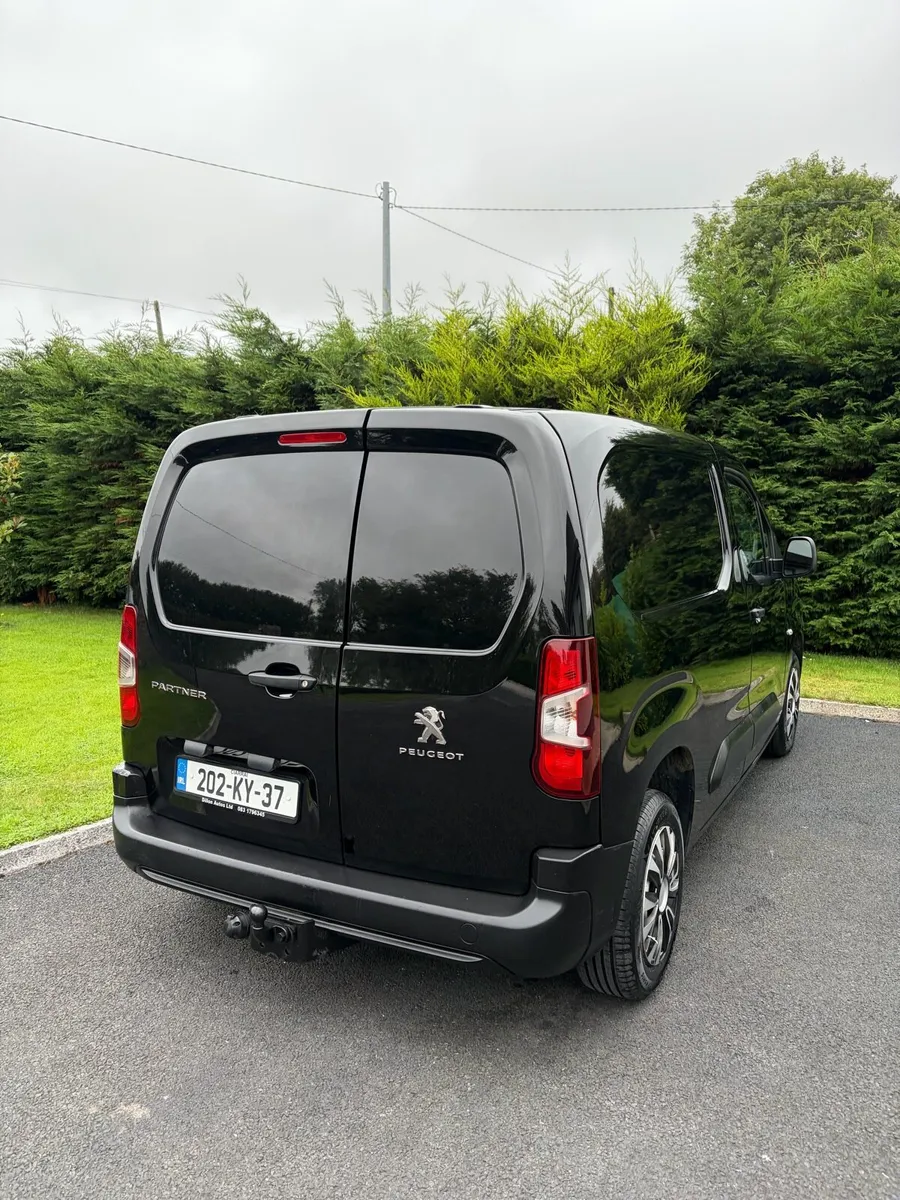 202 Peugoet Partner - Mint condition - Image 4