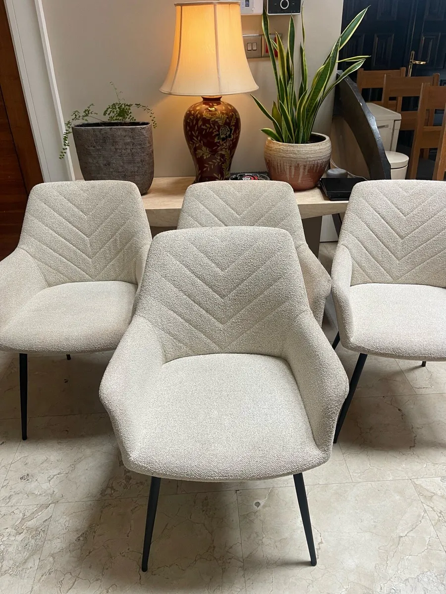 4 x High Quality Padded Kitchen Dining Chairs - Image 1