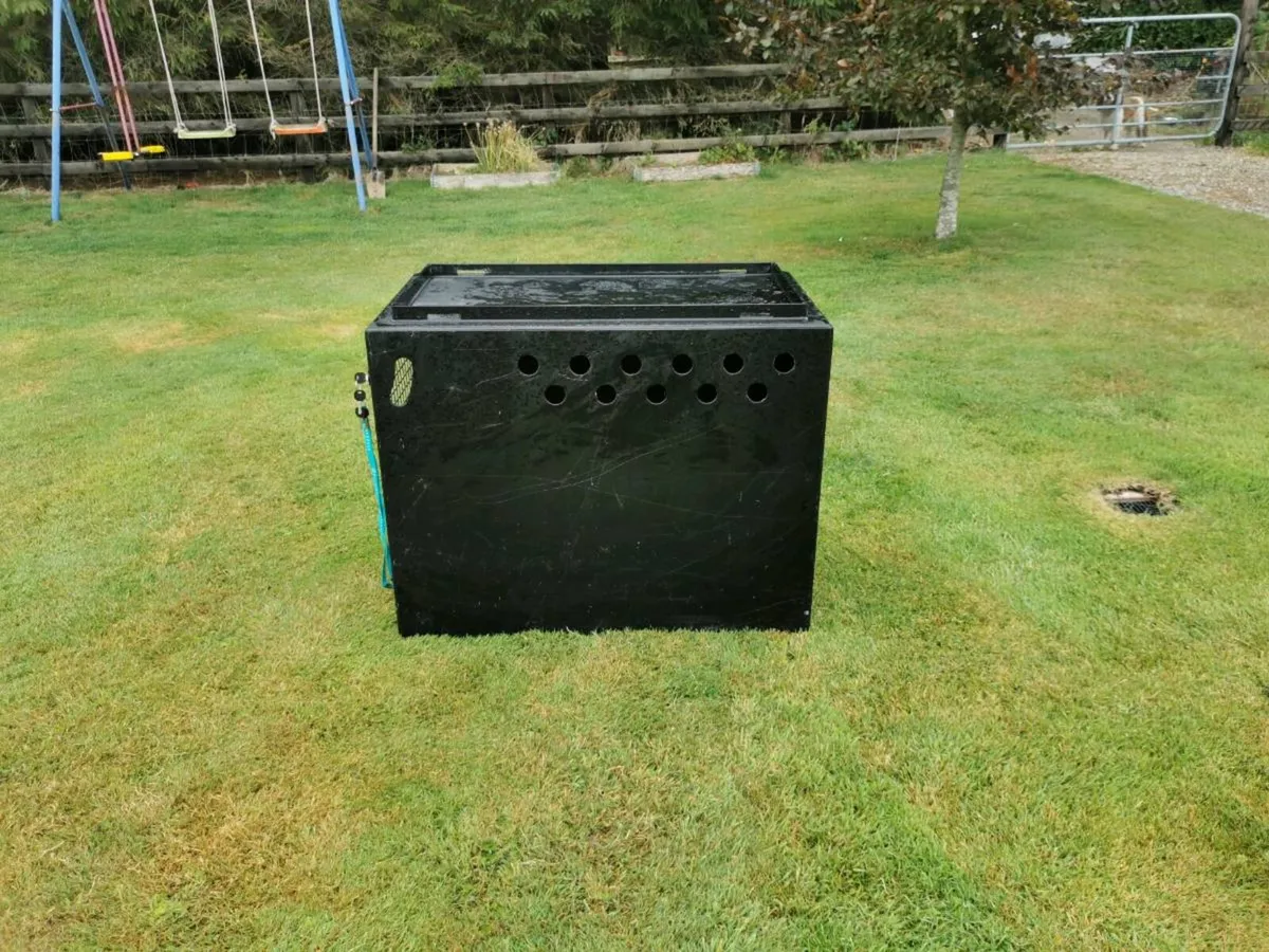 Dog carrier box - Image 4