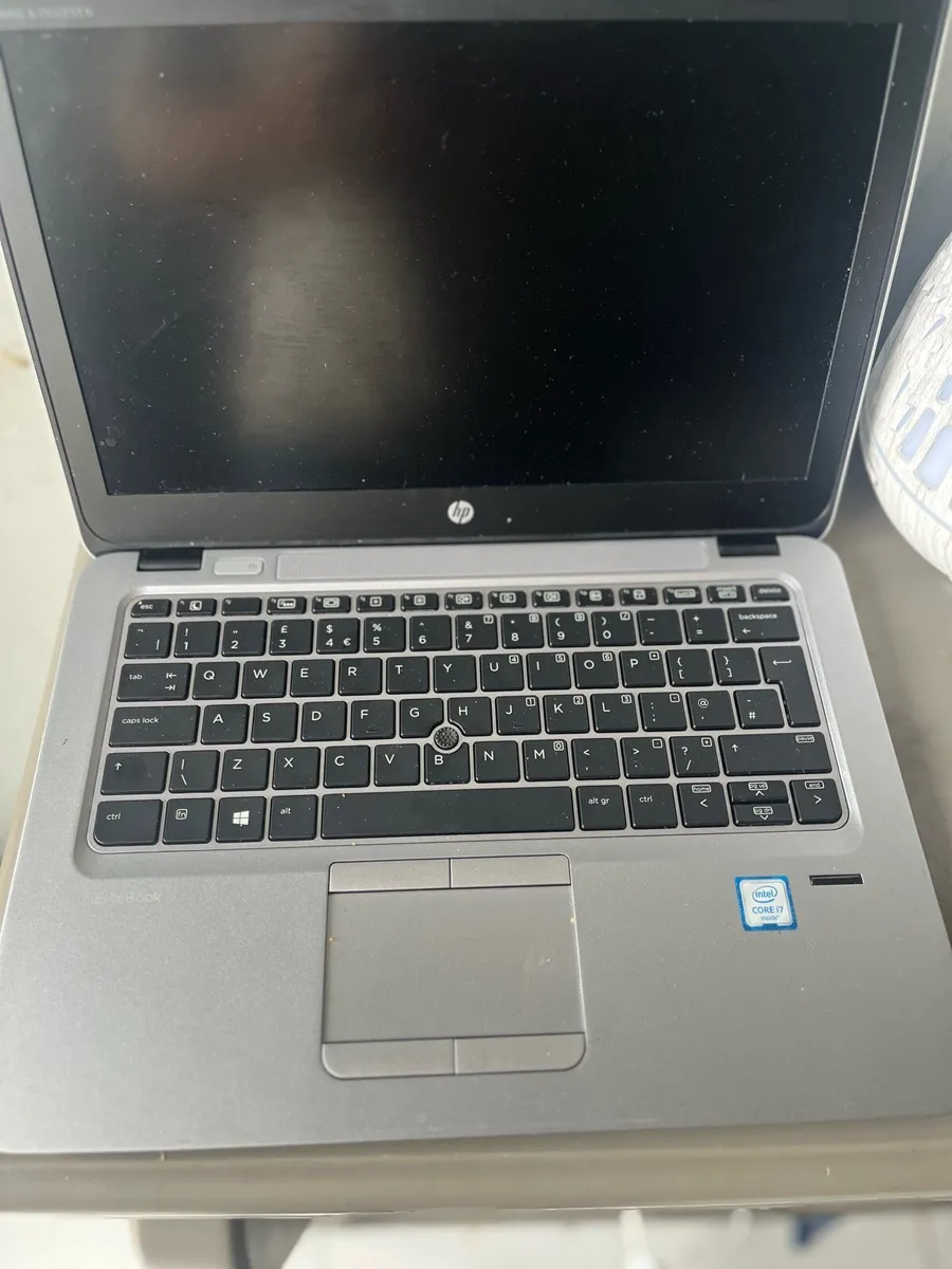 Hp elitebook 820 g3 - Image 2