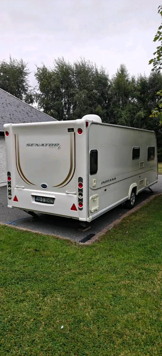 2011 Bailey Senator Series 6 Indiana - Image 2