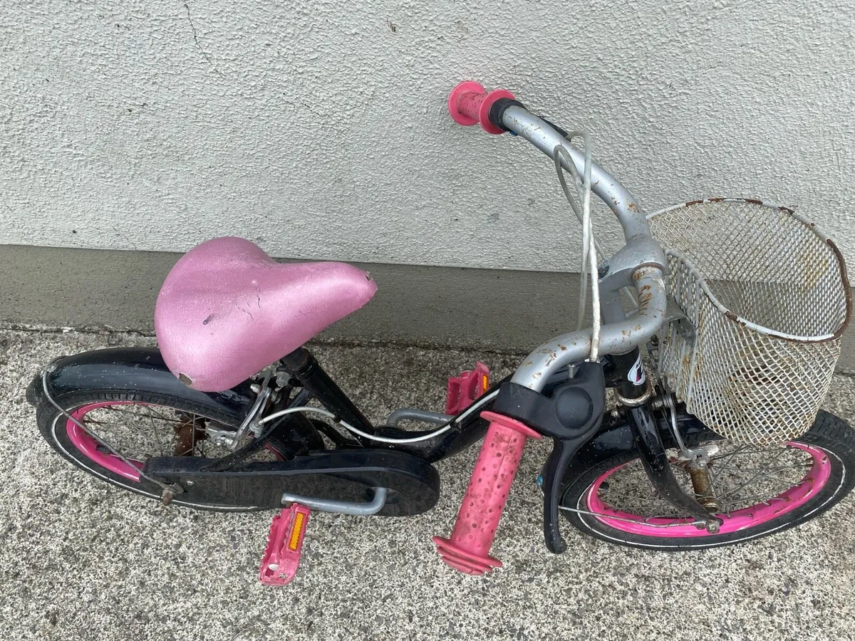 Black & Pink Children’s Bike with Basket - Image 3