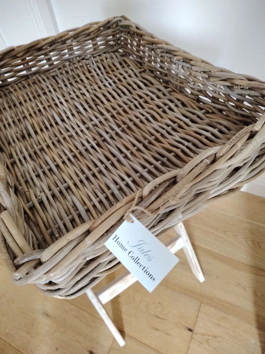 "NEW" Willow Table Tray - Image 2