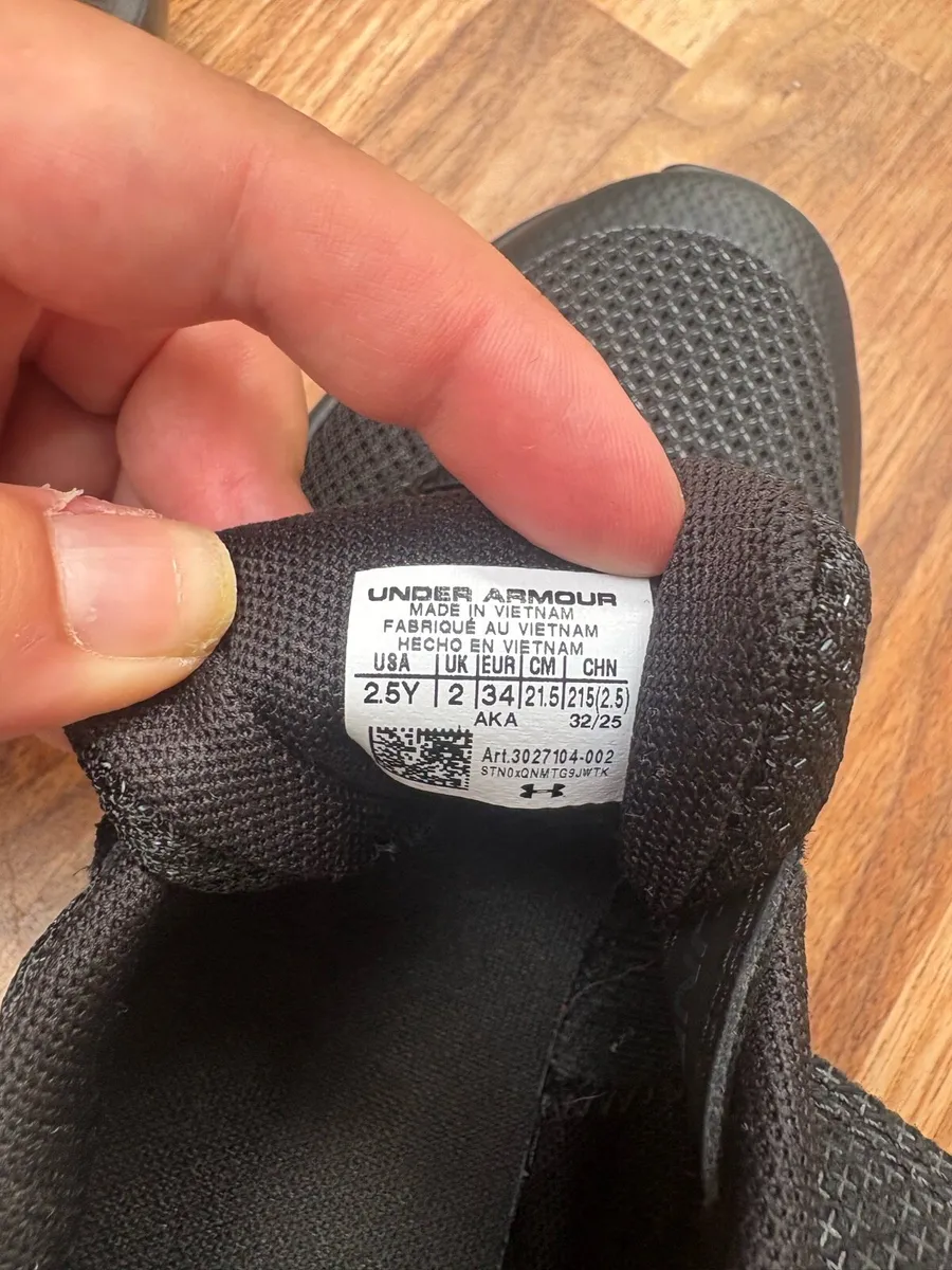 Under Armour trainers - Image 4