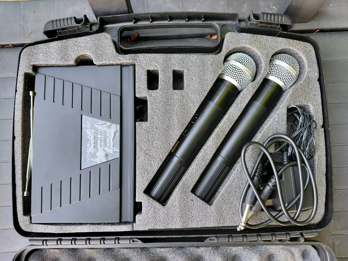 Wireless microphone - Image 1