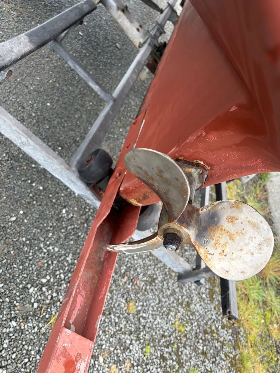 16ft Motor Boat - Image 2
