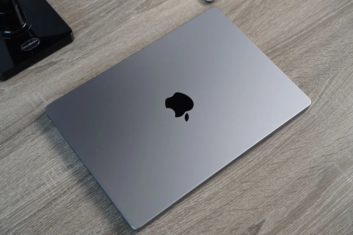 Macbook Pro 14" 2021 M1 Pro | 16GB | 512GB - Image 4