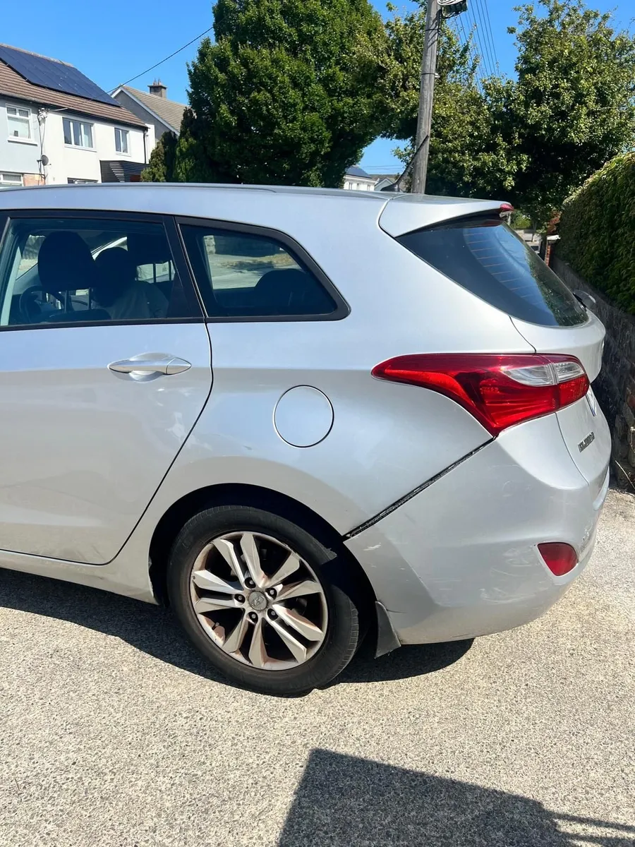 Wanted - Gearbox & Rear bumper for i30 Hyundai