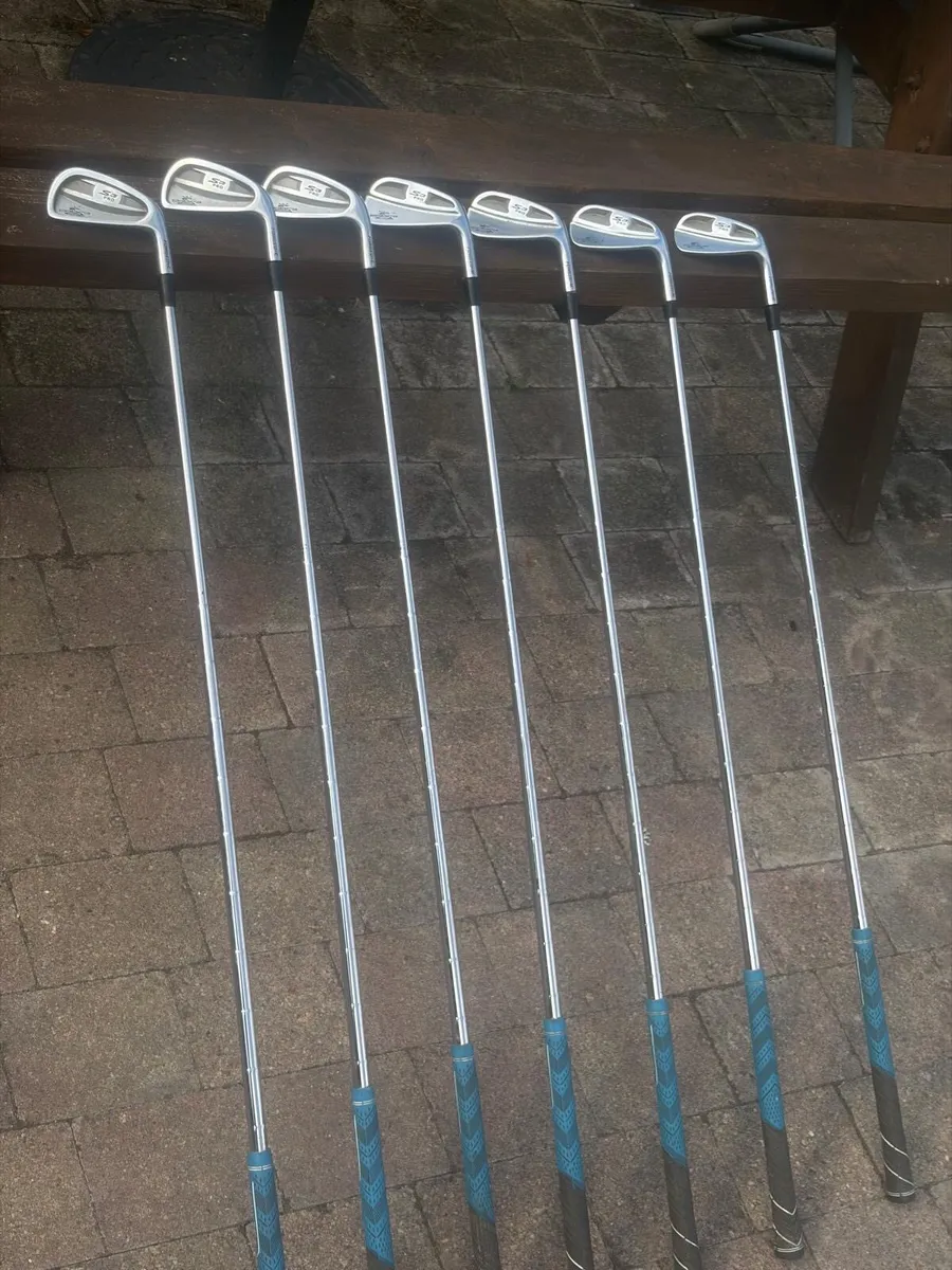 Cobra S3 Pro Forged Irons 4-PW – 7 Clubs - Image 2