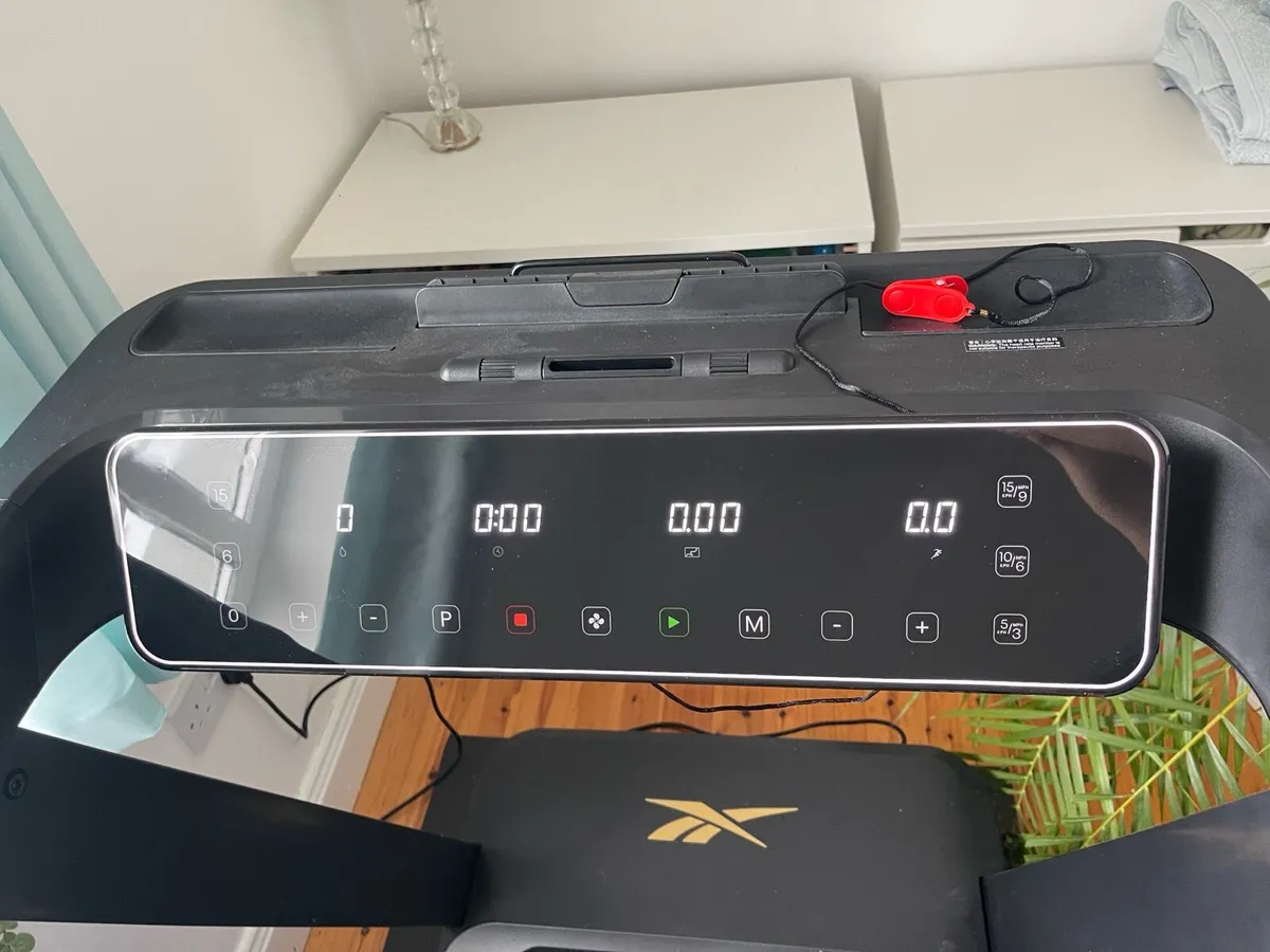 Reebok FR30z Floatride treadmill - Image 3