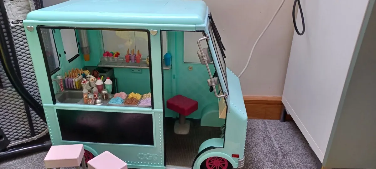 Our Generation Ice Cream Truck - Image 1