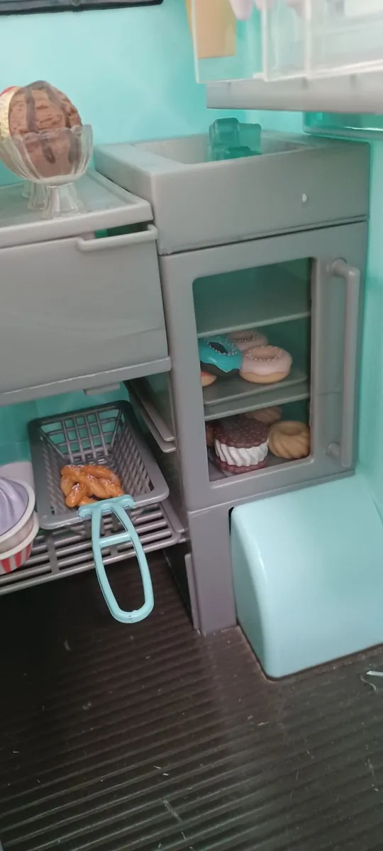 Our Generation Ice Cream Truck - Image 2