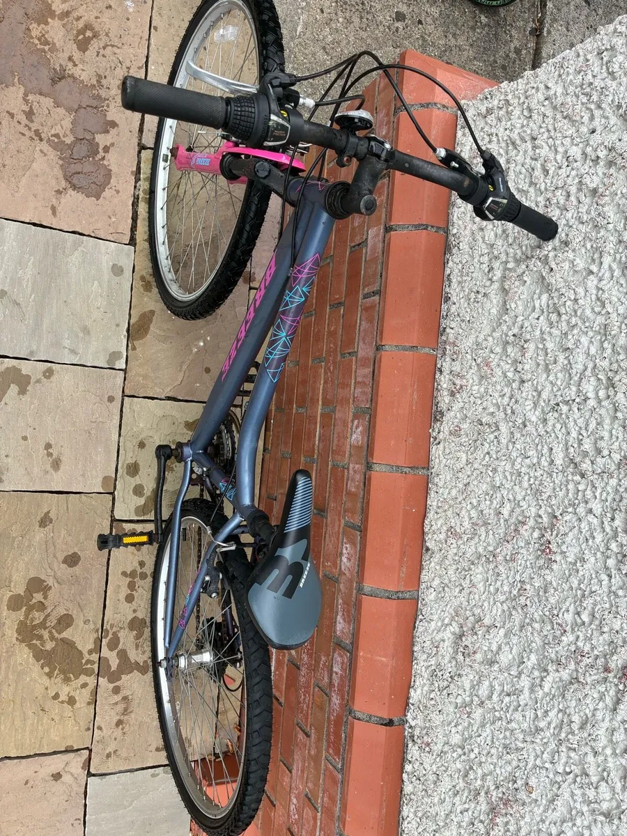 Apollo Breeze - GIRLS Mountain Bike 24”- 26” - Image 2