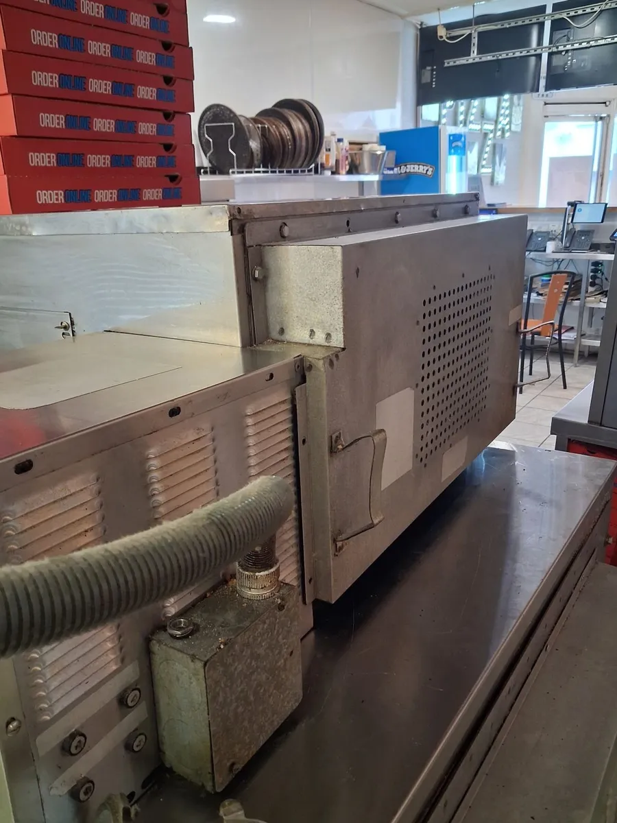 Lincoln Impinger Commercial Conveyor Pizza Oven – - Image 4