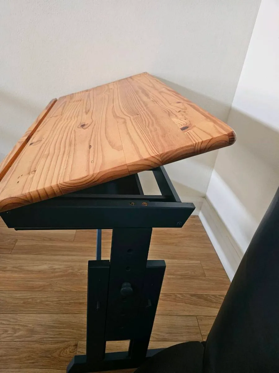 Desk - Image 3