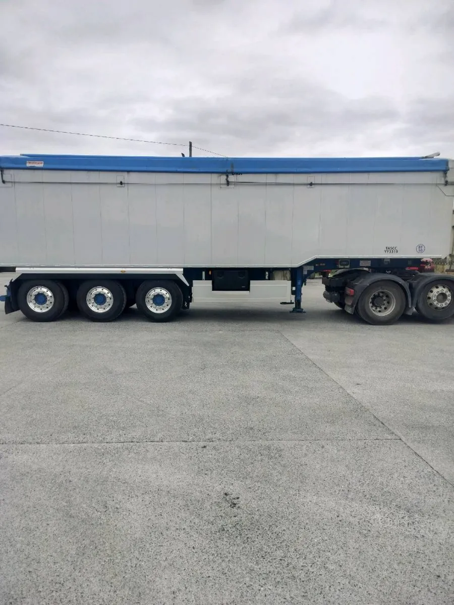 2023 Fruehauf Bulk Tipping Trailer - Image 2