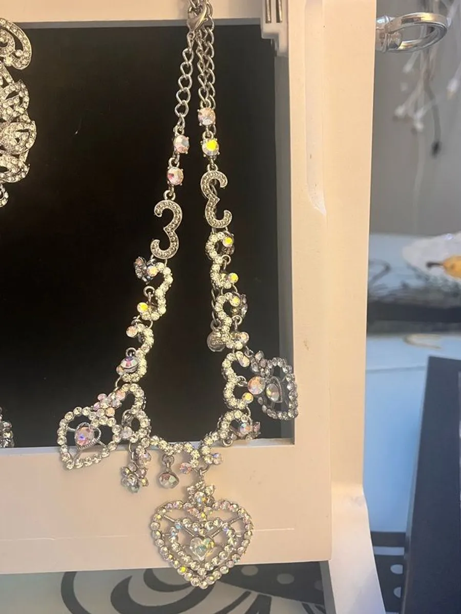 jewellery - Image 2
