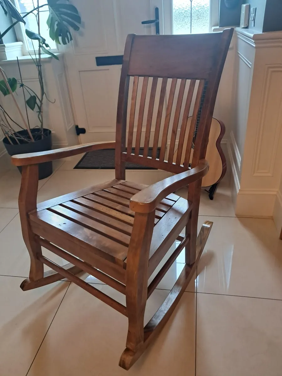 Rocking chair - Image 1