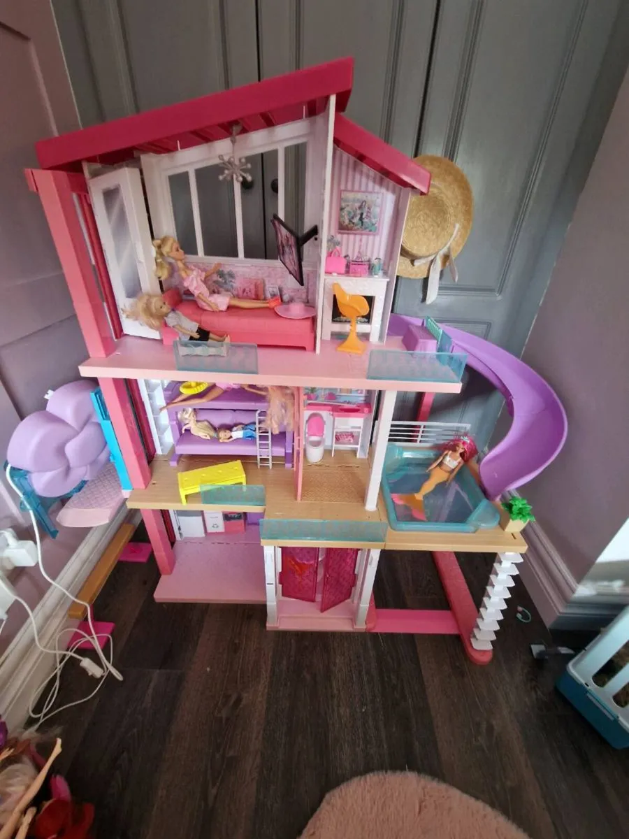 Barbie dream house - Image 1
