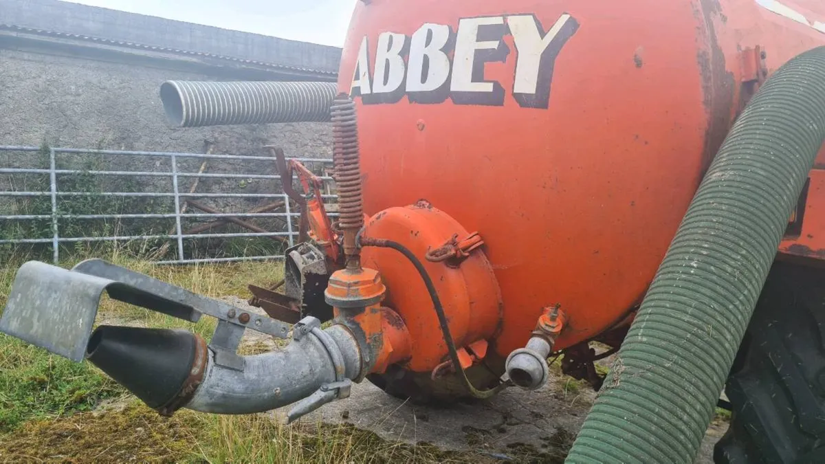 Abbey 1600g Tanker - Image 1