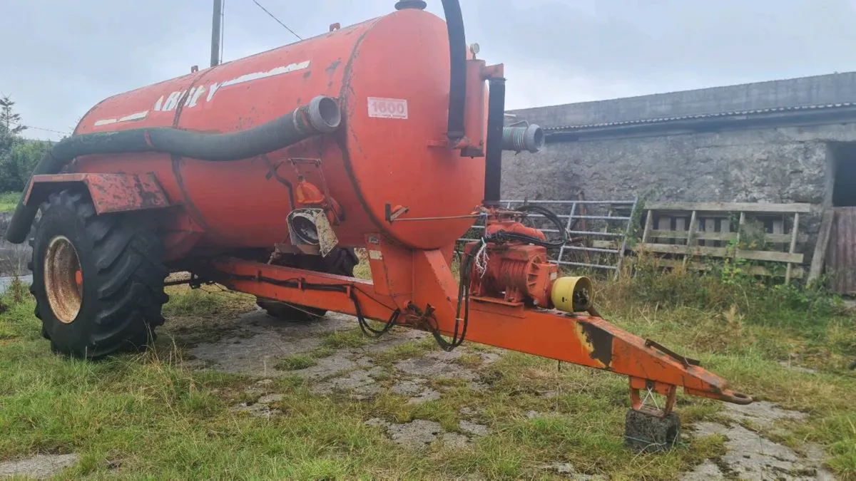 Abbey 1600g Tanker - Image 2