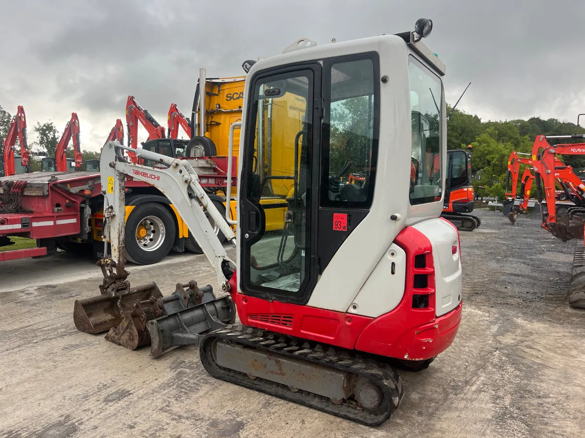 2020 Takeuchi TB016 - Image 3