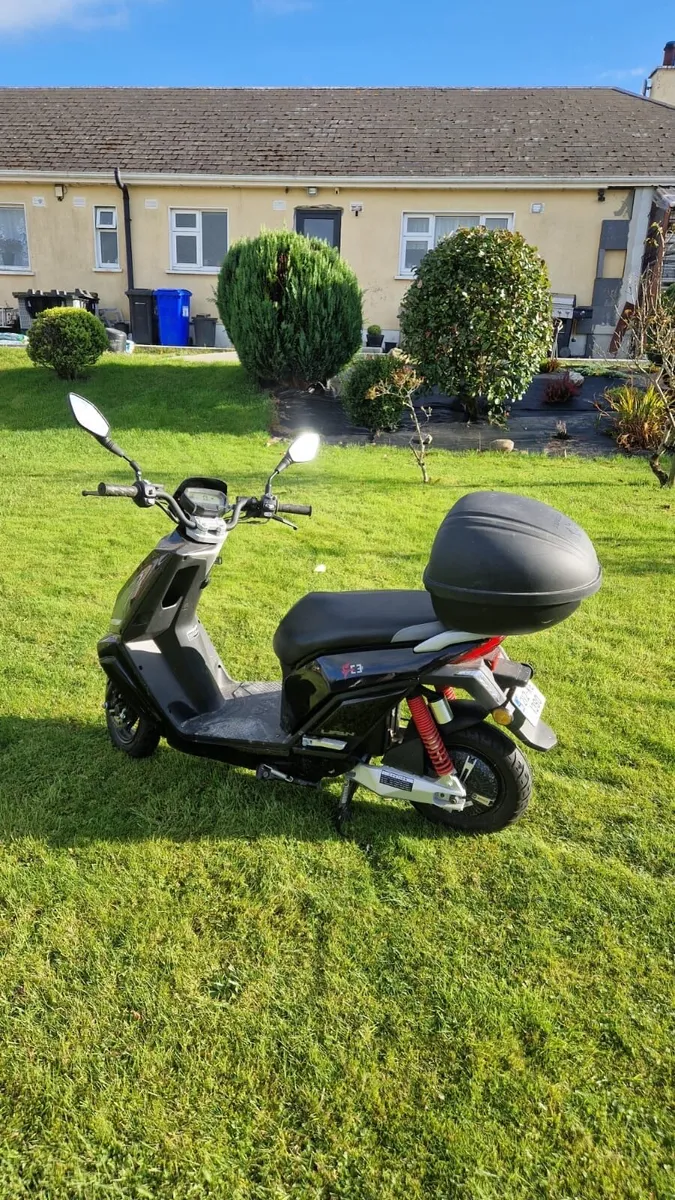 2021 Lifan Scooter, 469km Mileage, want gone ASAP - Image 1