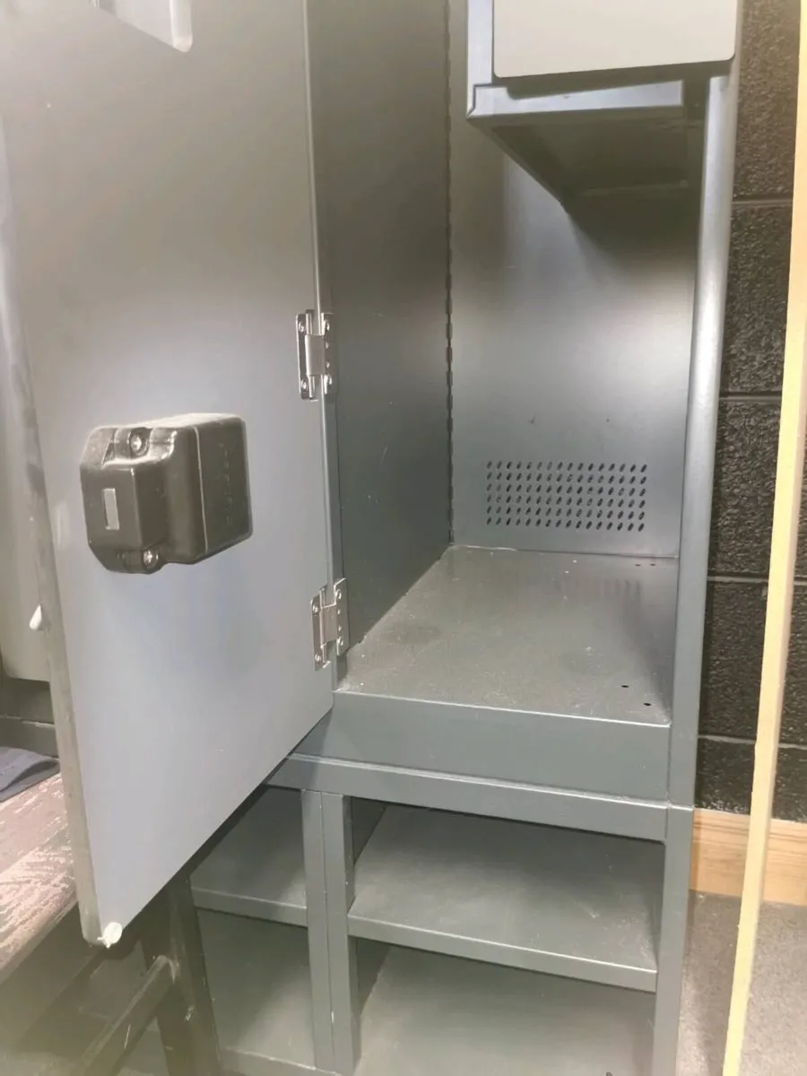 Club Lockers - Image 2