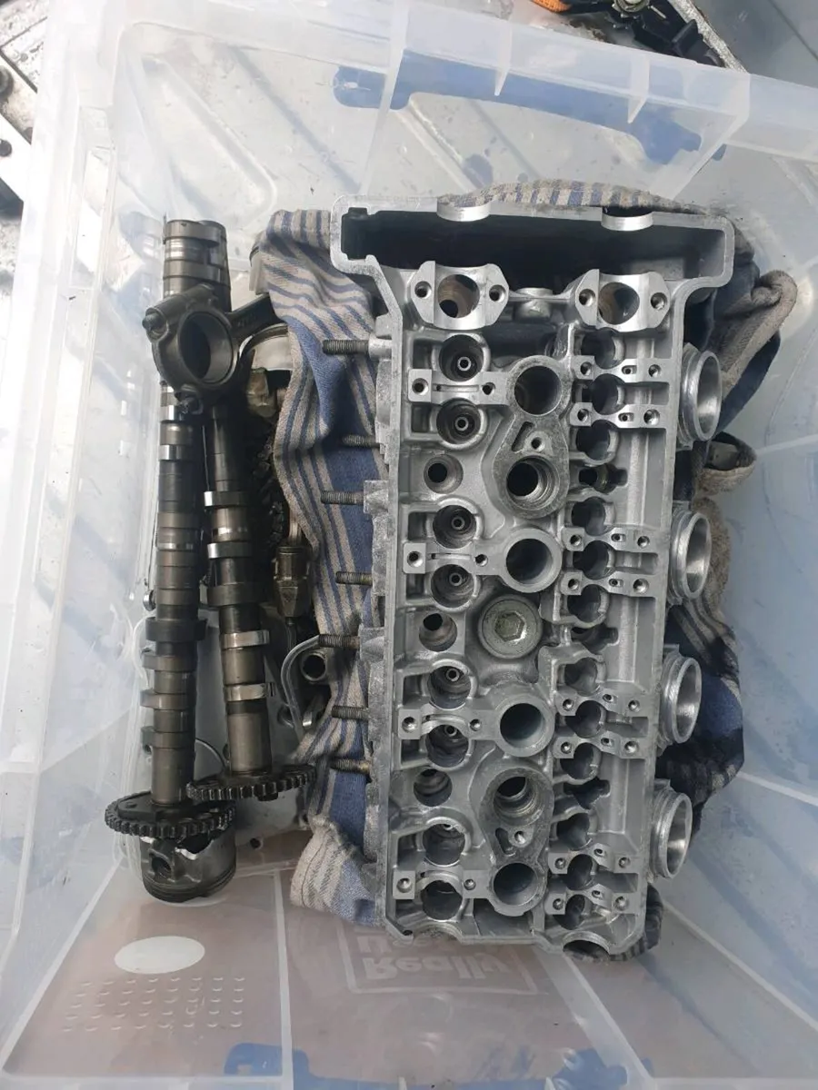 Breaking R1 99 4xv /gsxr 750 srad 97 - Image 4