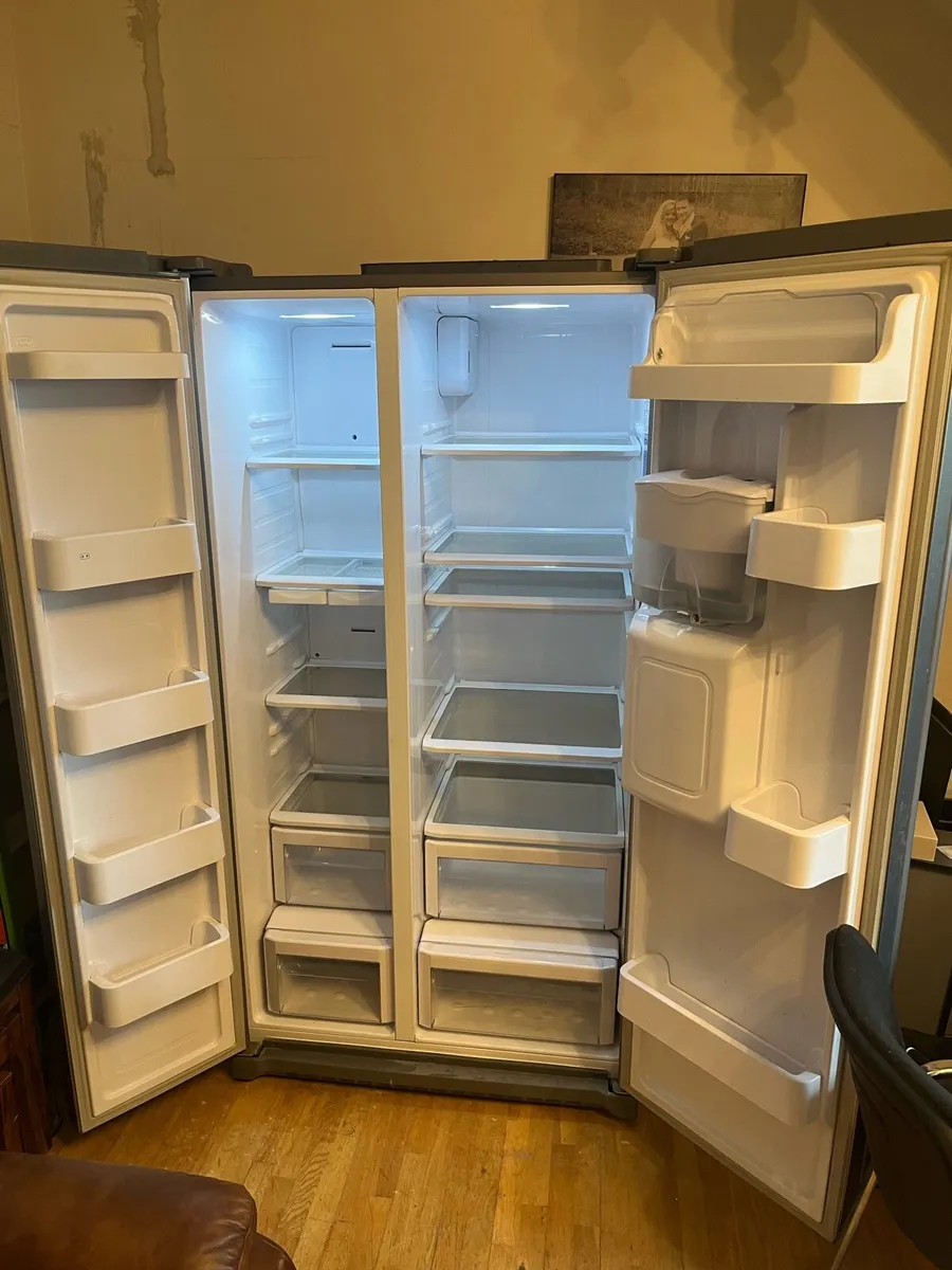Samsung American Fridge Freezer - Image 2