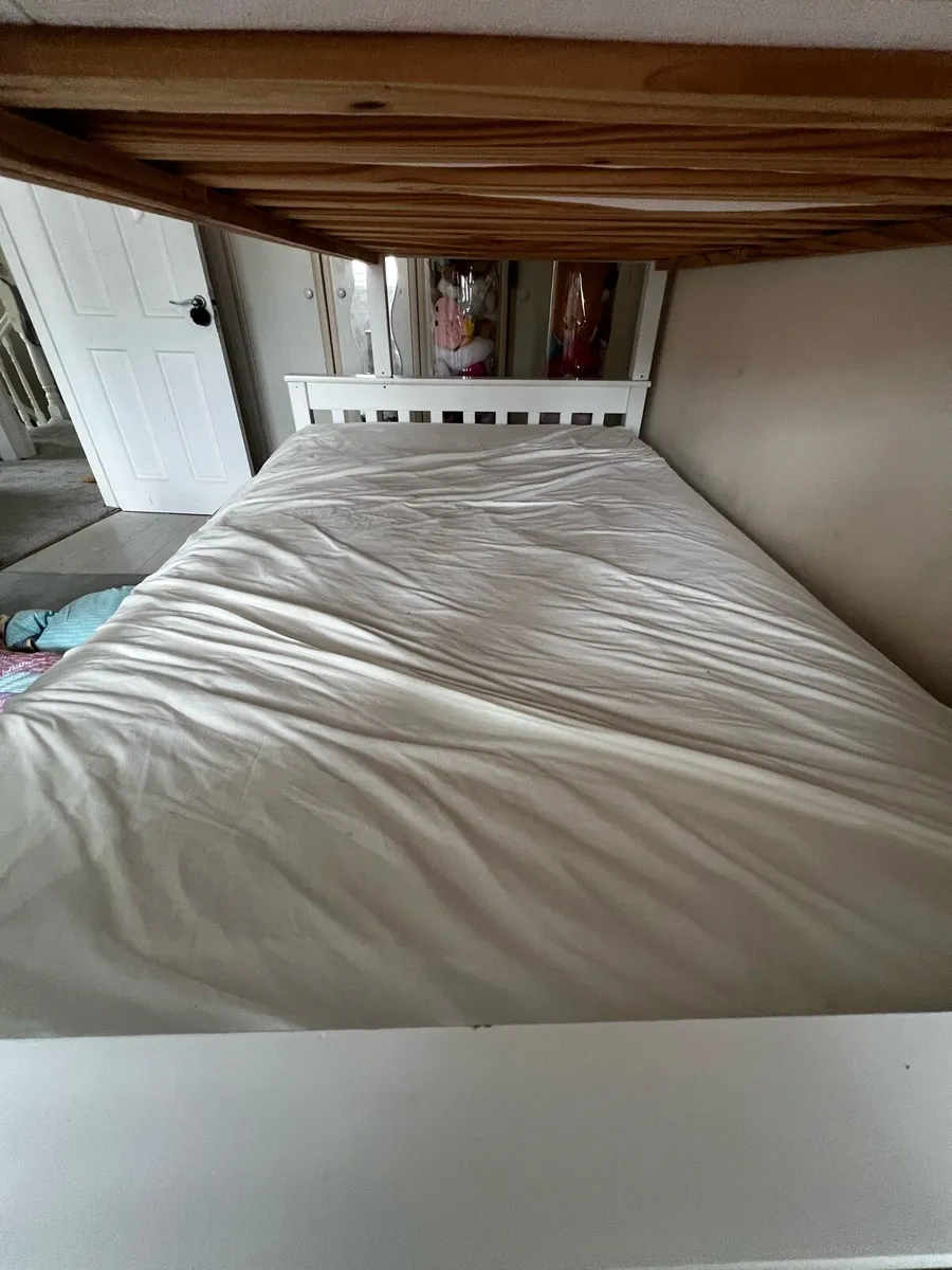 4ft6 double mattress with bed frame lower bunk - Image 1