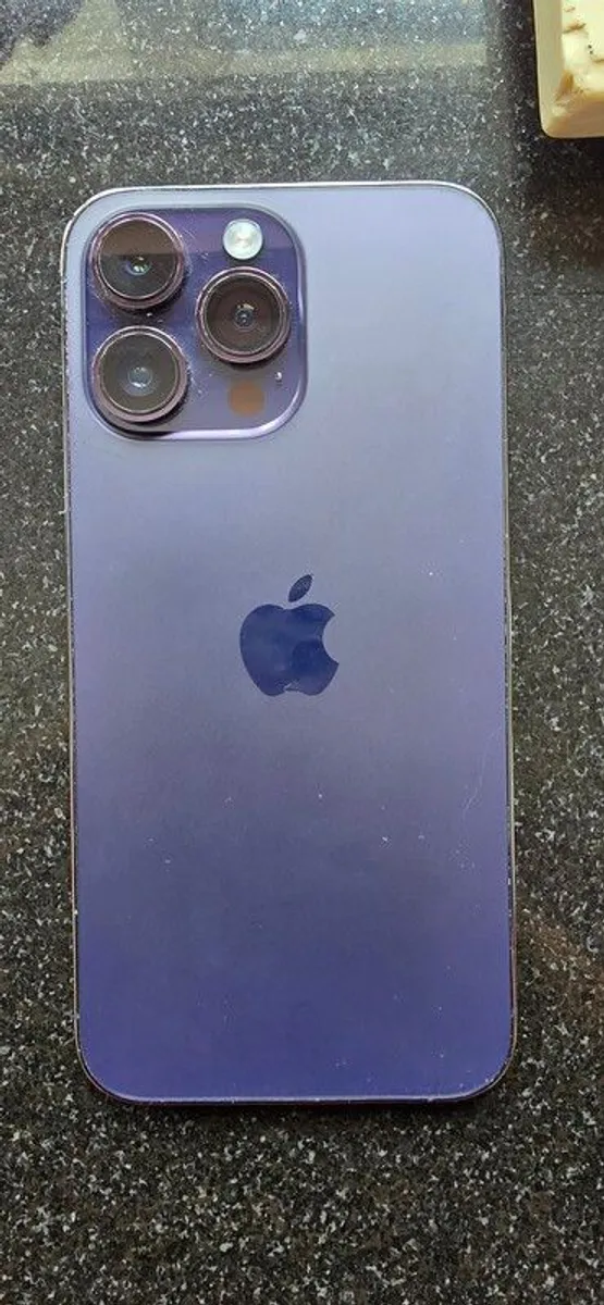 Iphone - Image 2