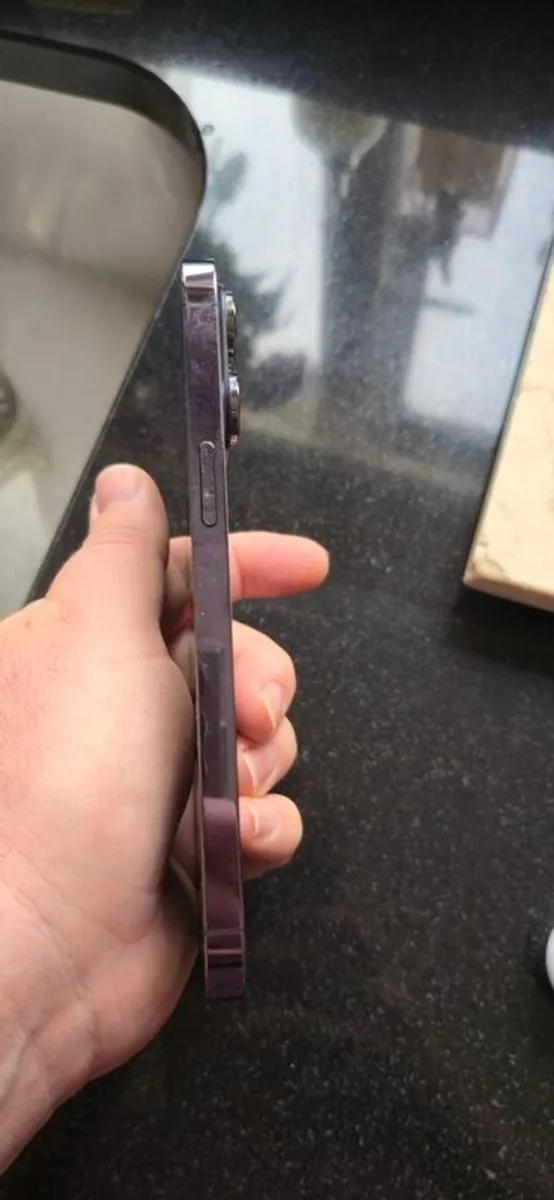 Iphone - Image 3
