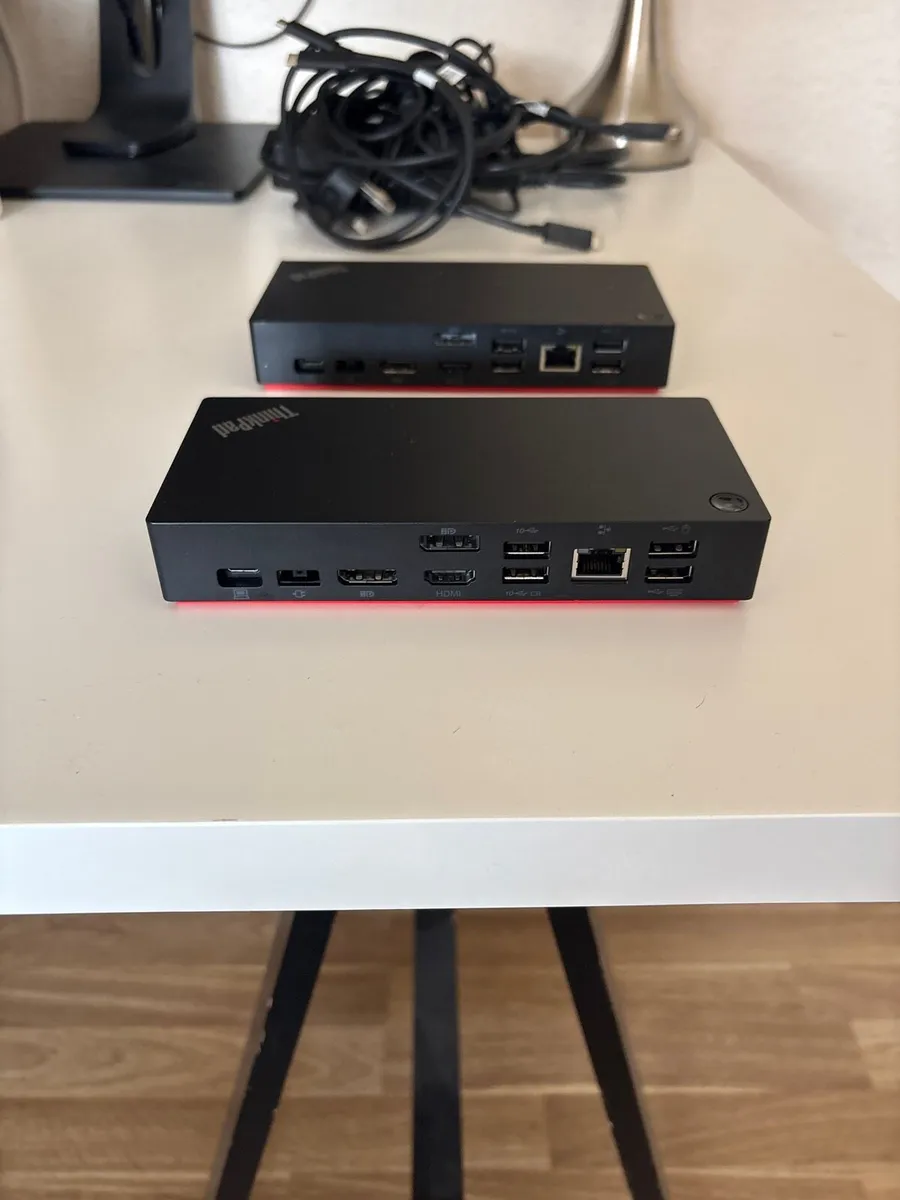 Lenovo Docking Stations - Image 2