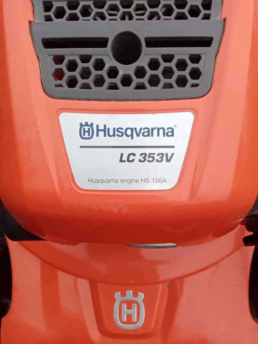 Husqvarna LC 353V Petrol Lawnmower - Image 2