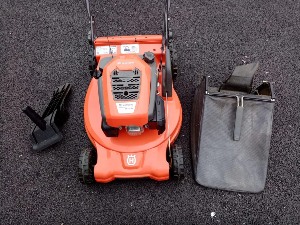 Husqvarna LC 353V Petrol Lawnmower - Image 3