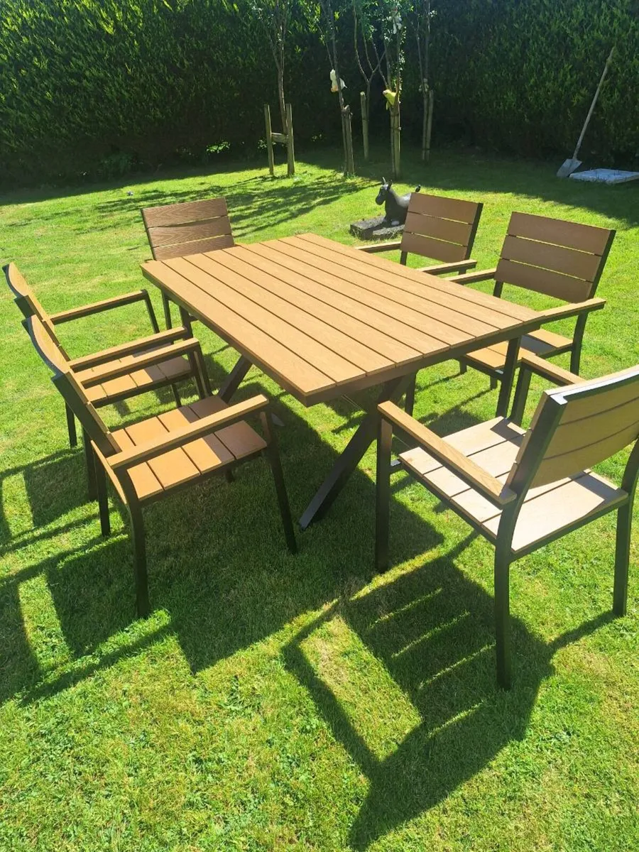 Garden furniture - Image 1
