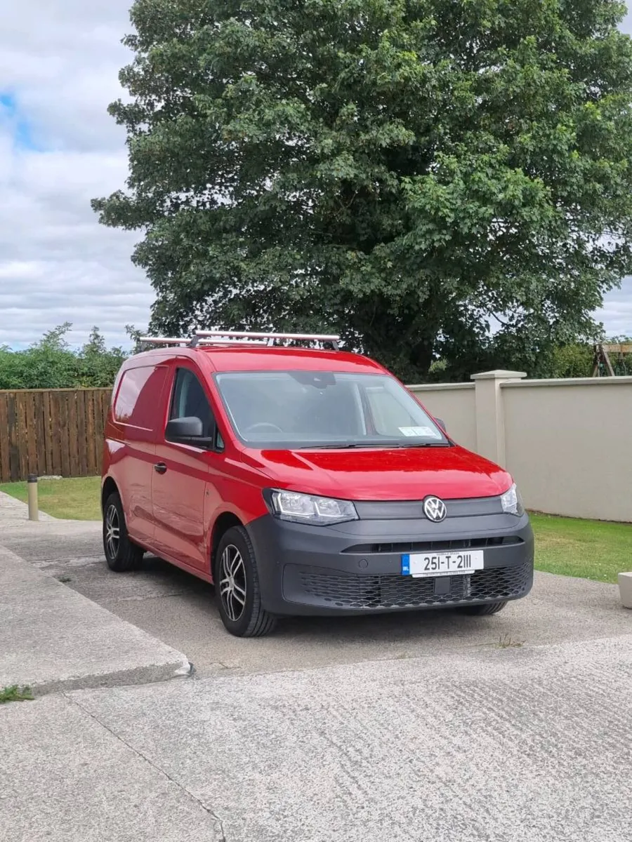 2025 VW Caddy  **Only 5K kms** DEPOSIT TAKEN - Image 1