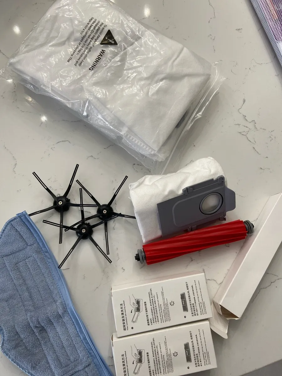 Roborock S7 Max Accessories Bundle - Image 1