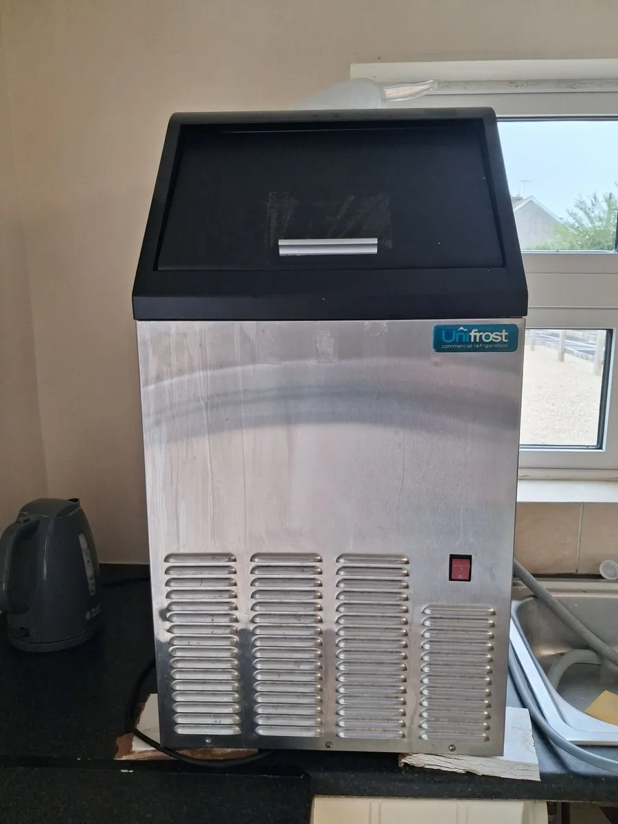 Ice Machine - Image 1