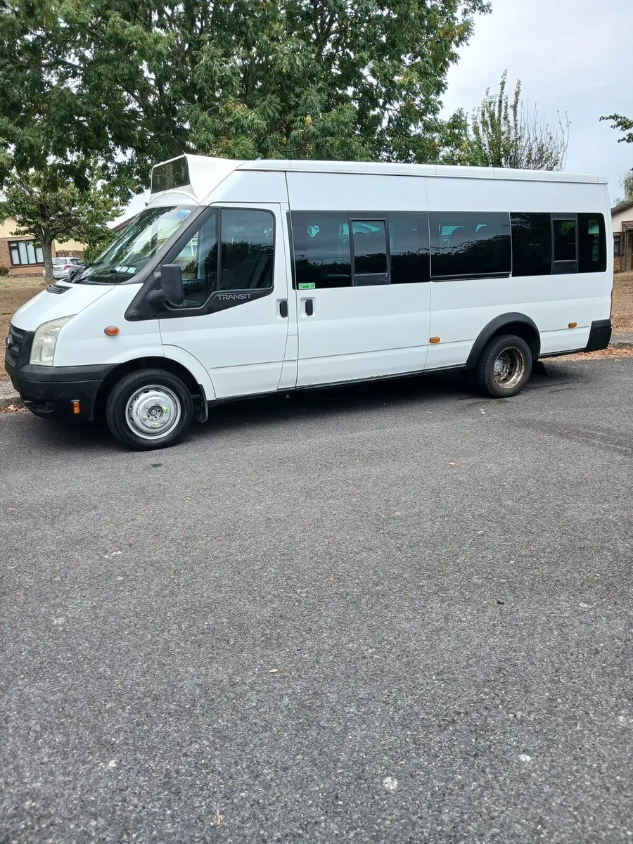Ford transit 2009 - Image 1