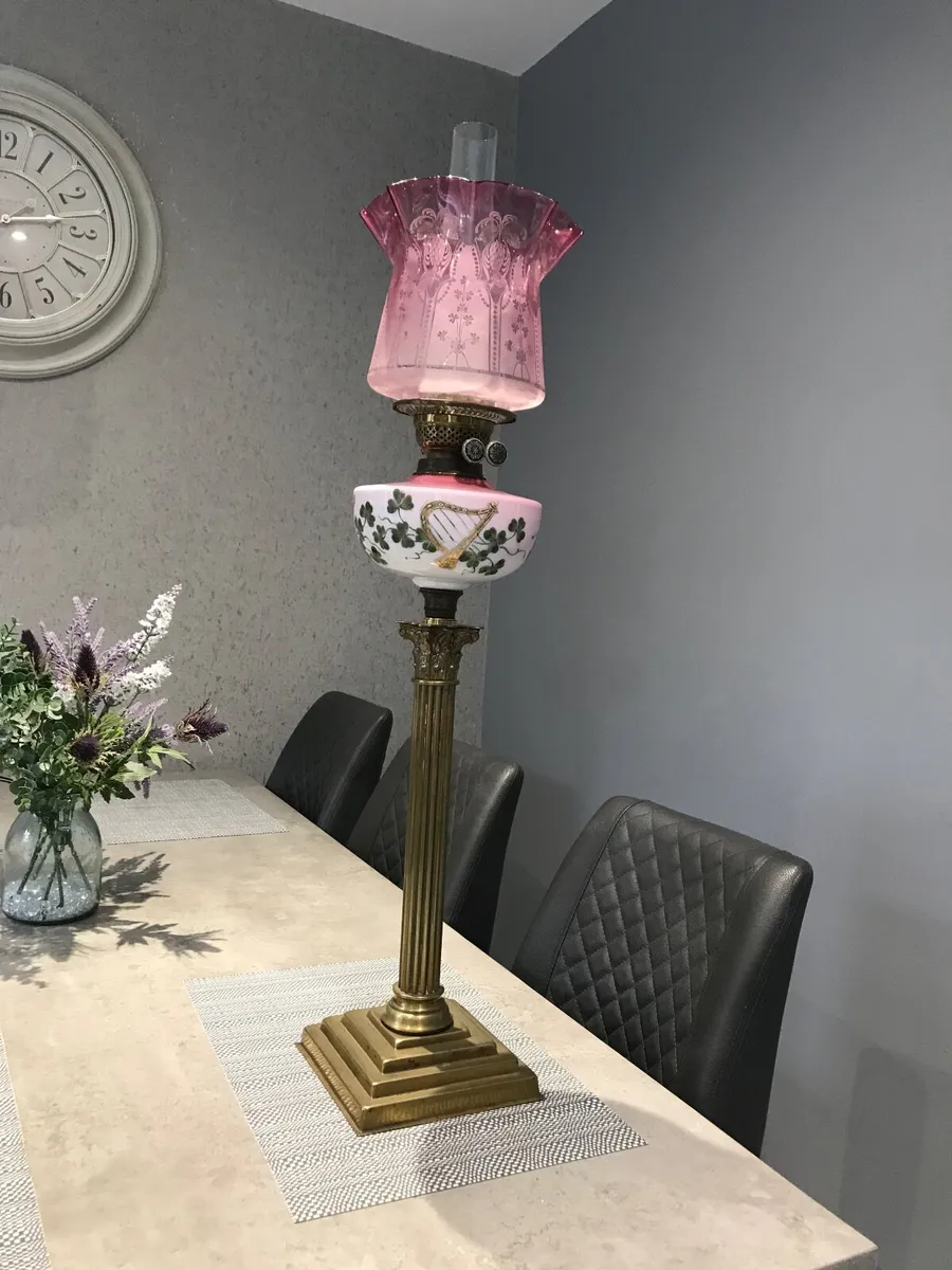 Antique oil lamp - Image 3