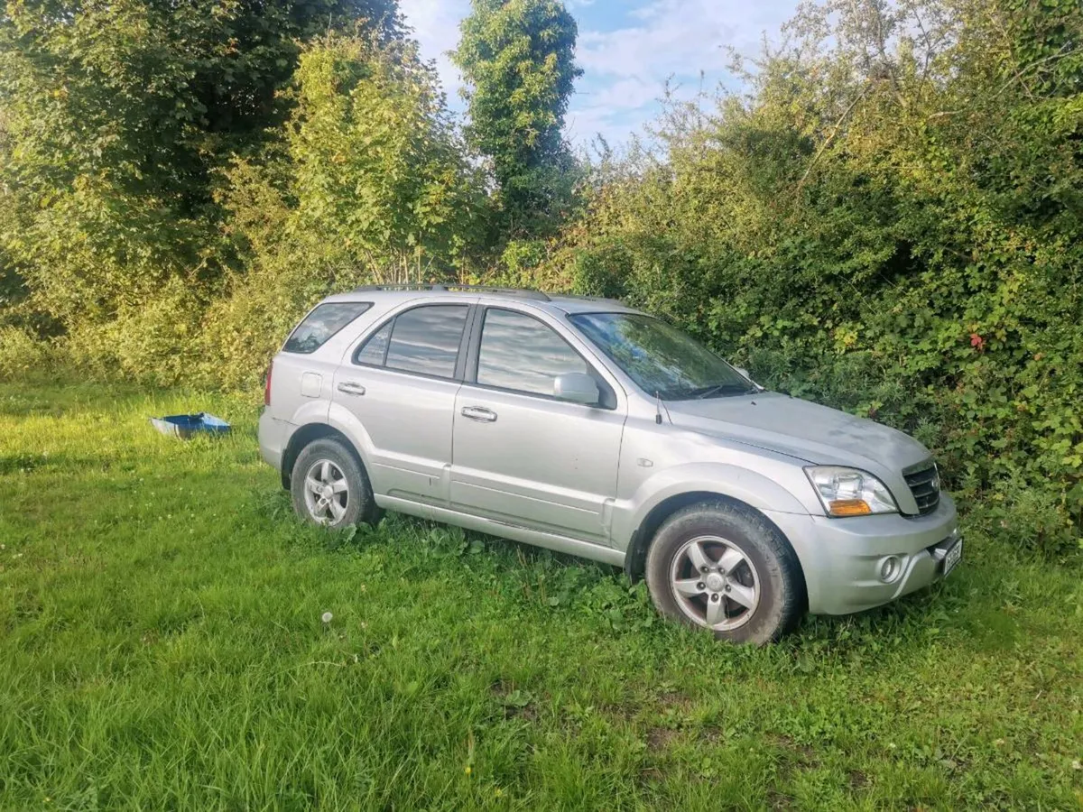 Kia Sorento 2.5 CRDI, 2011 - Image 2