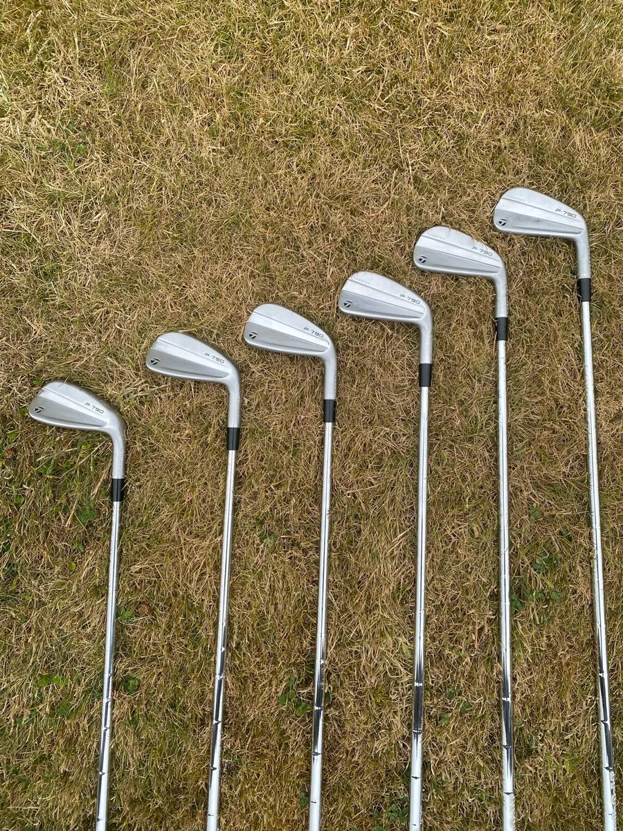 Taylormade p790 irons - Image 1