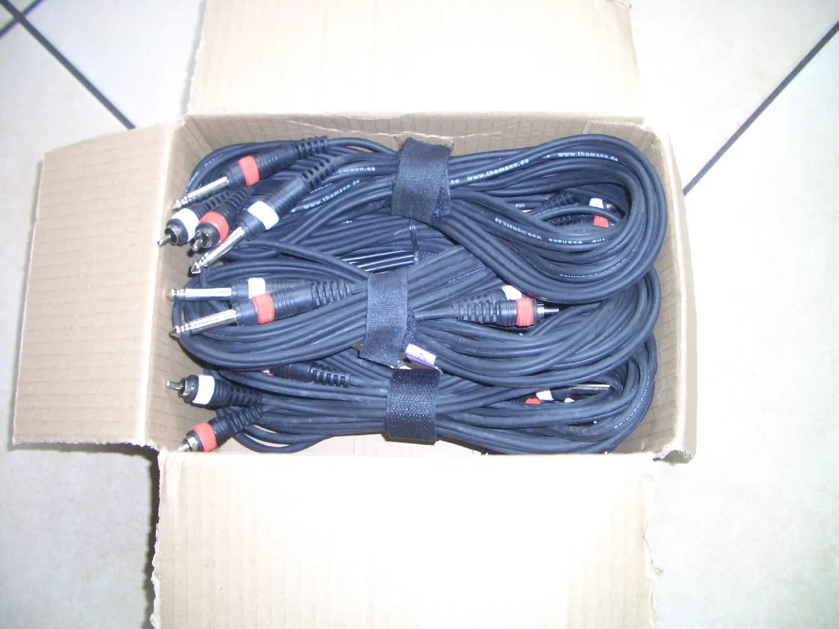 6 Audio Cable Leads - Image 1